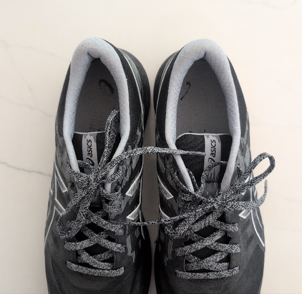 ASICS Men’s Black and Gray Athletic Running Shoes - Picture 6 of 8